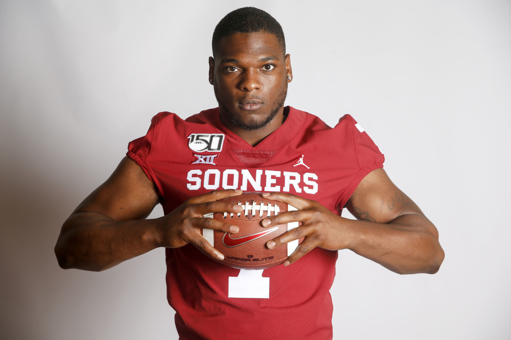 Defensive lineman Ronnie Perkins on Grinch